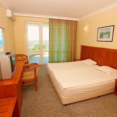 Consul Hotel